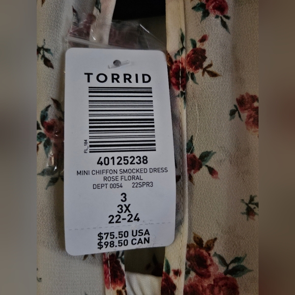 Torrid Mini Chiffon Smocked Dress Rose Floral Size 3 NWT - Picture 7 of 7